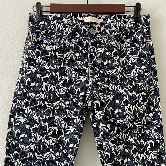 Tory Burch Blaire Floral Print Super Skinny Jeans - Picture 4 of 8